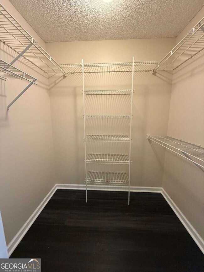 Building Photo - 16 Sapelo Dr