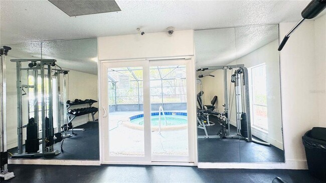 Building Photo - 7200 E Bank Dr