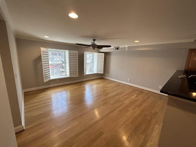 Building Photo - 2920 Sherman Ave NW