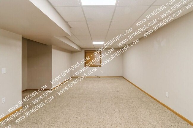 Building Photo - 1204 NW 26th St