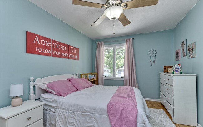 Building Photo - 4 Bedroom in Eldorado!!