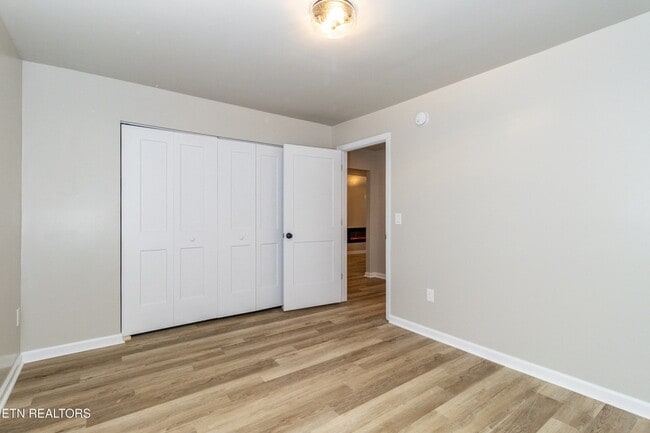 Building Photo - 4910 Cleage St SW