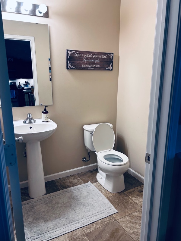 Building Photo - 9814 Sunrise Cir