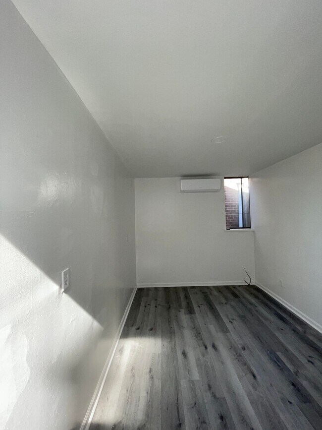 Building Photo - 1700 E Passyunk Ave