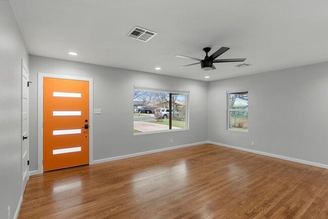 Building Photo - 3404 Touchstone St