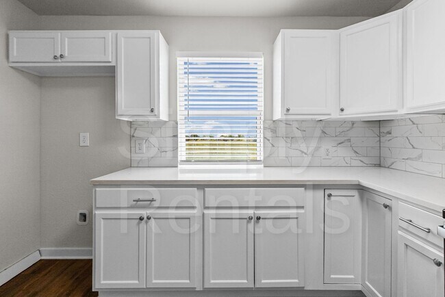 Building Photo - 401 Mcilrath Rd