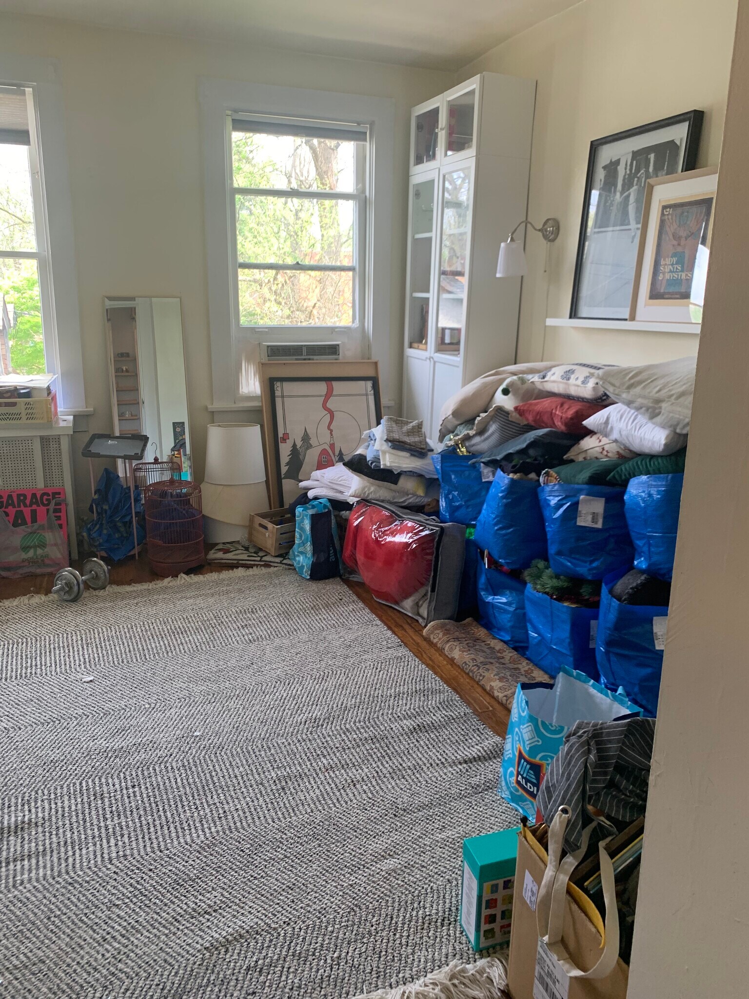 Building Photo - 5535 Wellesley Ave