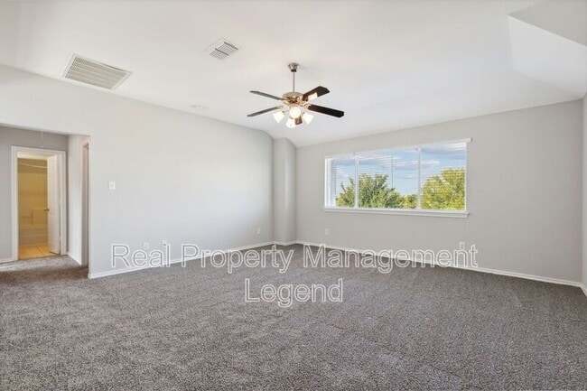 Building Photo - 5100 Brookside Dr