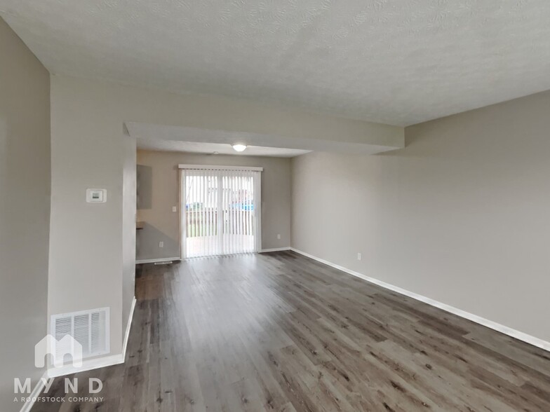 Building Photo - 3949 Dunne Dr
