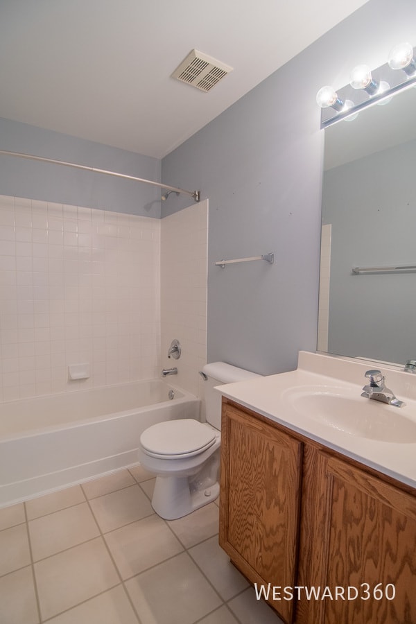 Building Photo - 2486 Golf Ridge Cir