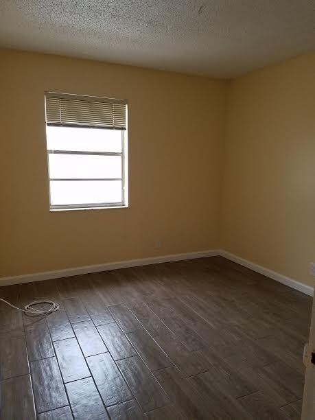 Building Photo - 1307 Partridge Close