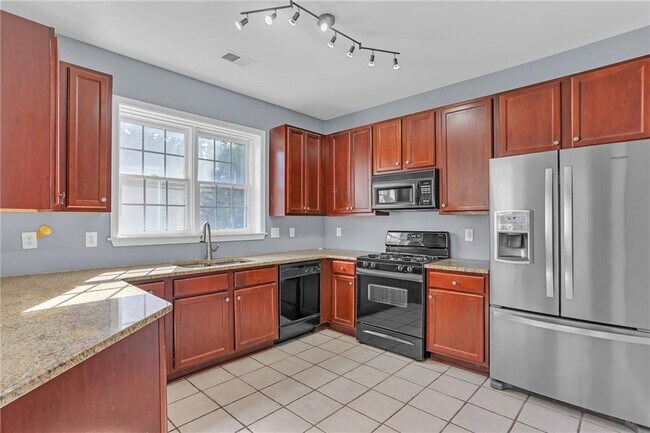 Building Photo - 2318 Longcourt Wy