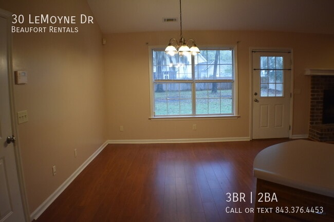 Building Photo - 30 Le Moyne Dr