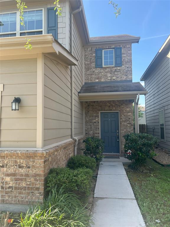 Building Photo - 15827 Sunny Stone Dr