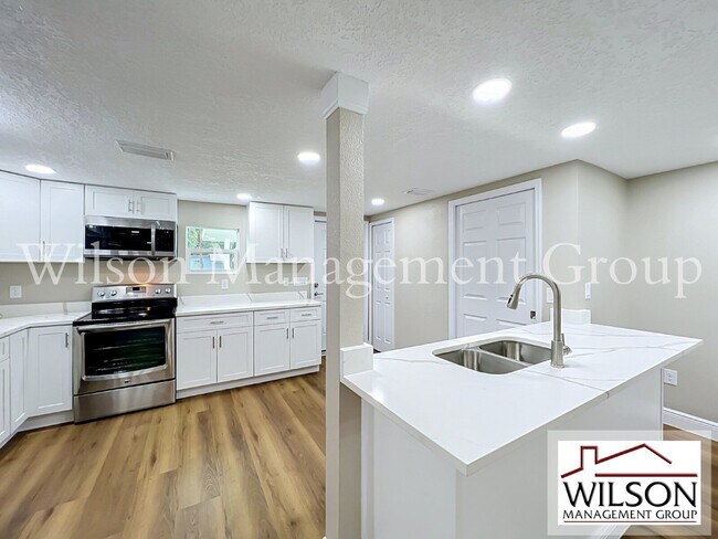 Building Photo - 552 B C Terry Rd