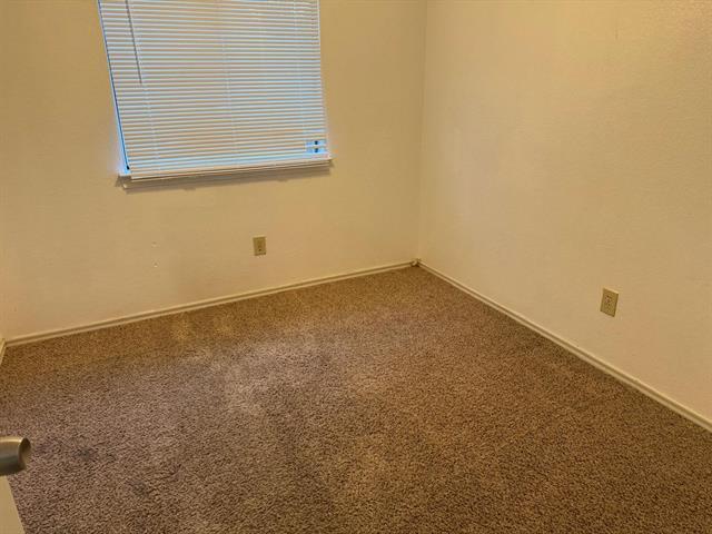 Building Photo - 500 Island Ct