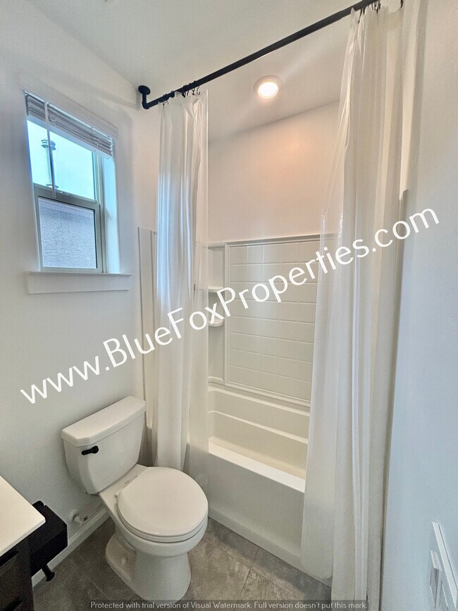 Building Photo - 8112 S Jaeger Pl