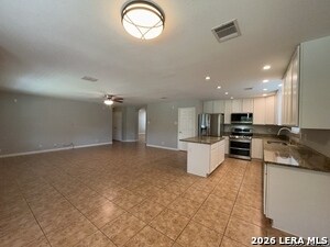 Building Photo - 10539 Cougar Chase