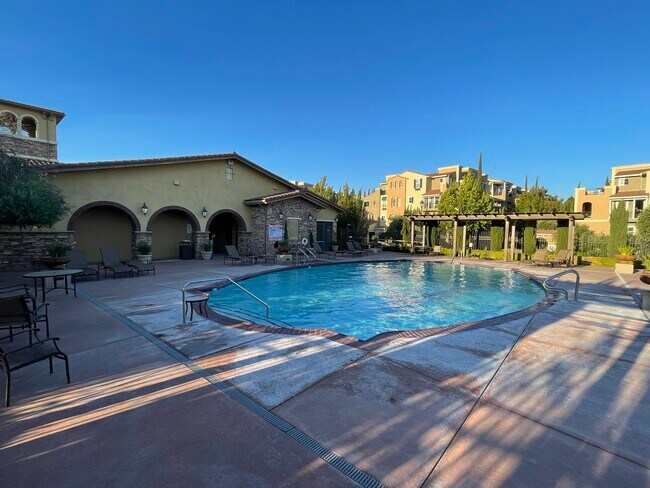 Building Photo - 3610 Capoterra Way