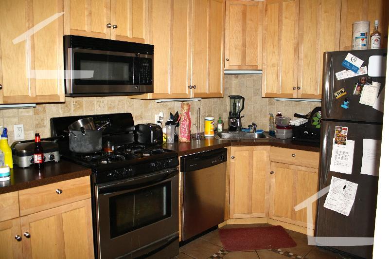 Building Photo - 8 Saint Lukes Rd