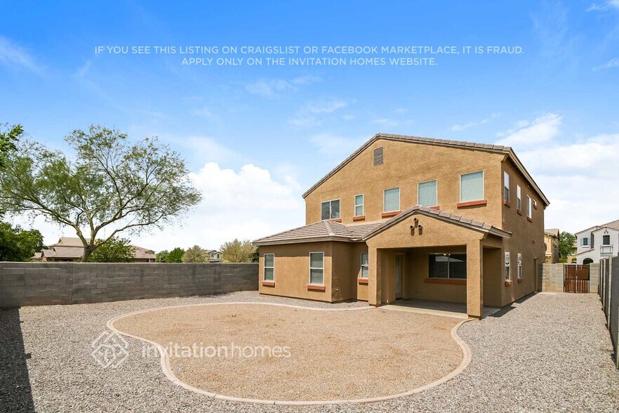 Building Photo - 1723 W Dugan Dr