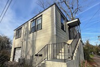 Building Photo - 303 Virginia Ave