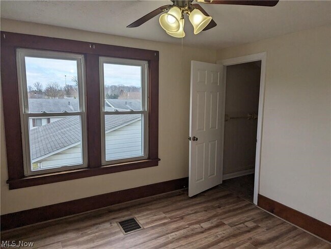 Building Photo - 16117 E High St