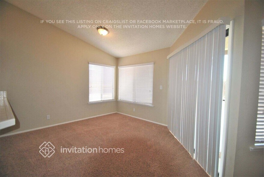 Building Photo - 4601 Vitrina Ln