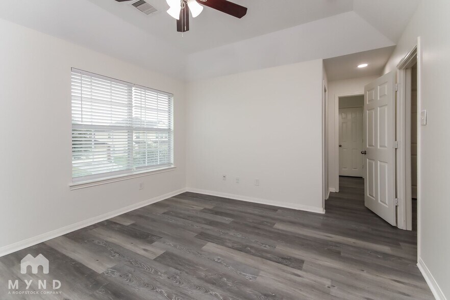 Building Photo - 21602 Micheala Way