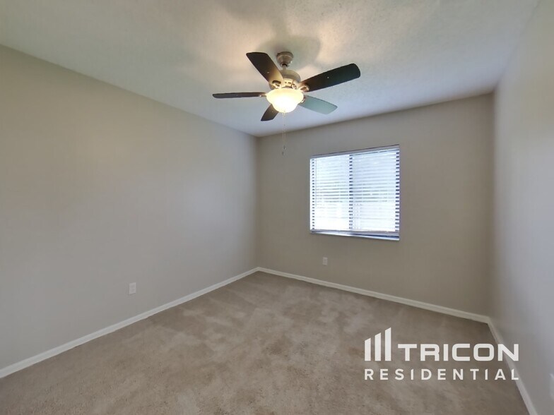 Building Photo - 1000 Green Branch Ct