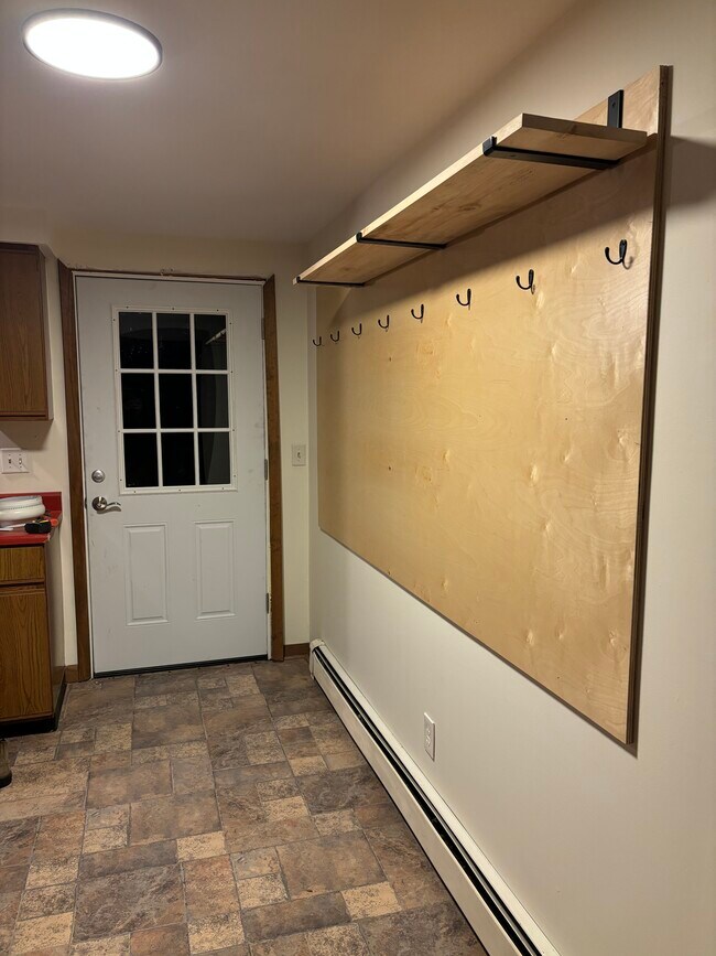 Building Photo - 4 Poland Rd