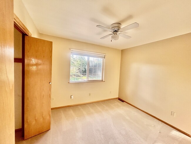 Building Photo - 4114 Northridge Way