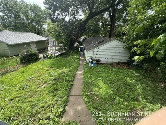 Building Photo - 2614 Buchanan St NE