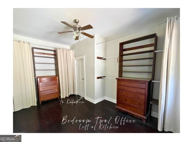 Building Photo - 208 Bartlett St