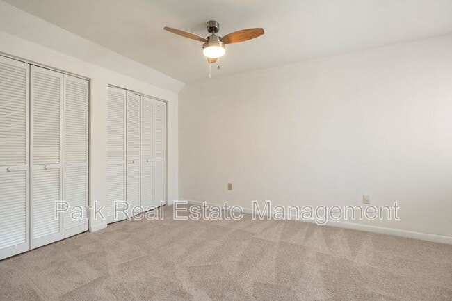 Building Photo - 222 Poplar St