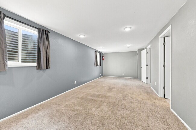 Building Photo - $2,040.95- 4 Bed, 2 Bath Home in CO Springs with Big Fenced-in Yard!