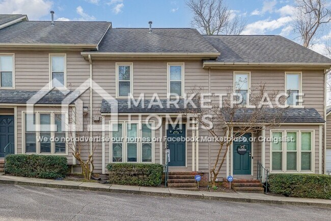 Primary Photo - 225 Woodside Ave
