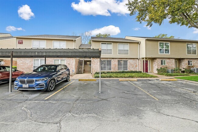 Building Photo - 5005 Georgi Ln