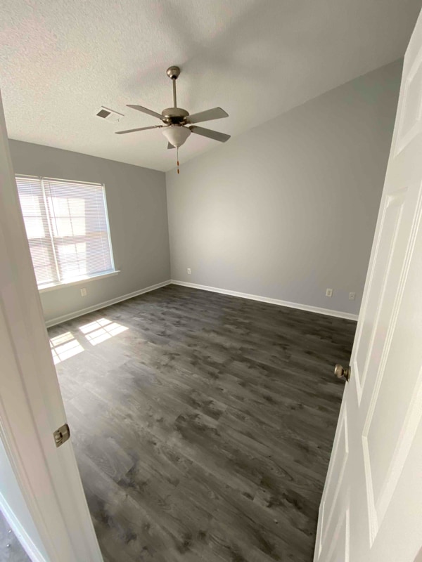 Building Photo - 247 Blue Savannah St