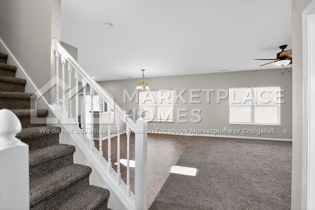 Building Photo - 2498 Apple Tree Ln