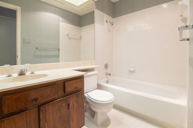 Building Photo - 3511 Lovage Dr