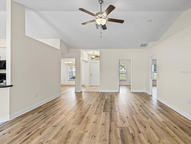 Building Photo - 12498 Stevie Marie Ct