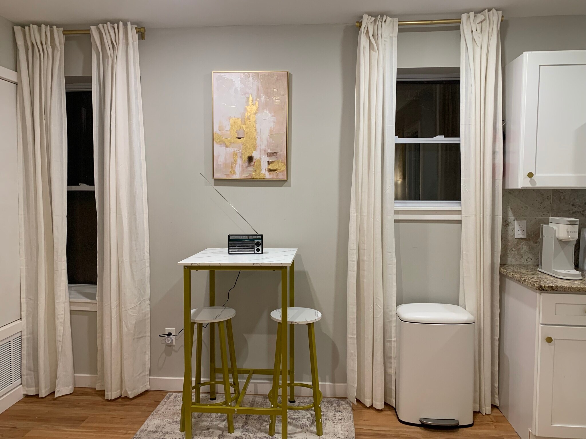 Building Photo - 2556 Germantown Ave