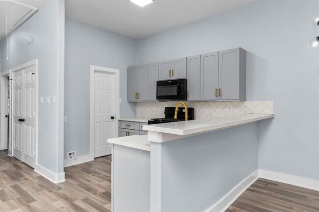 Building Photo - 1010 Junell St