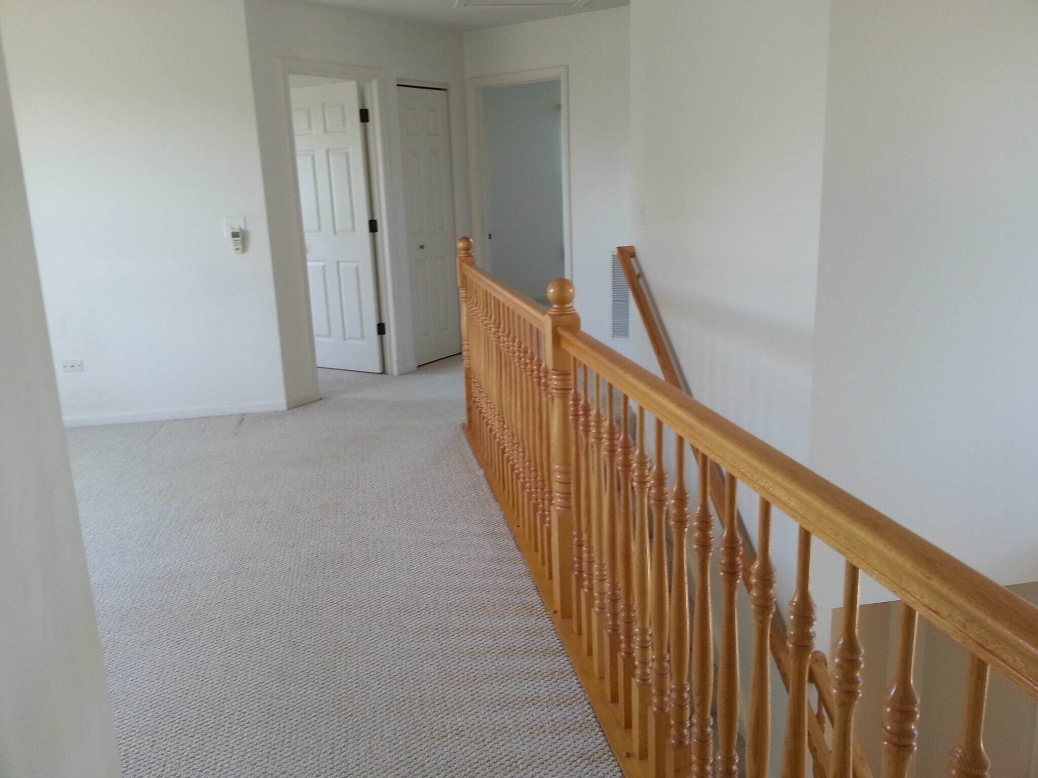 Building Photo - 735 Knoch Knolls Rd