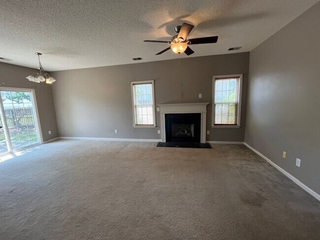 Building Photo - Charming 3-bedroom, 2-bath home in Leland, NC