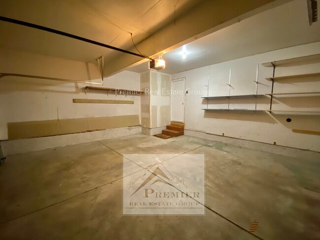 Building Photo - 790 San Bruno Pl
