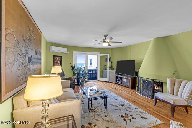 Building Photo - 400 Deal Lake Dr