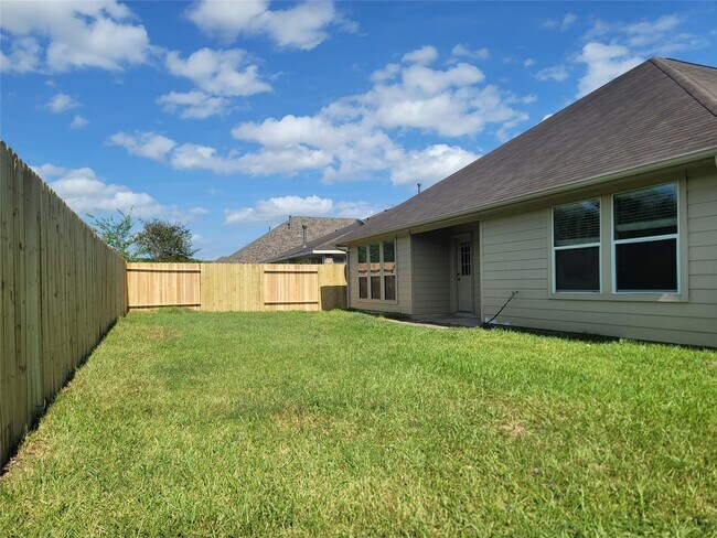 Building Photo - 1010 Hannah Falls Ln