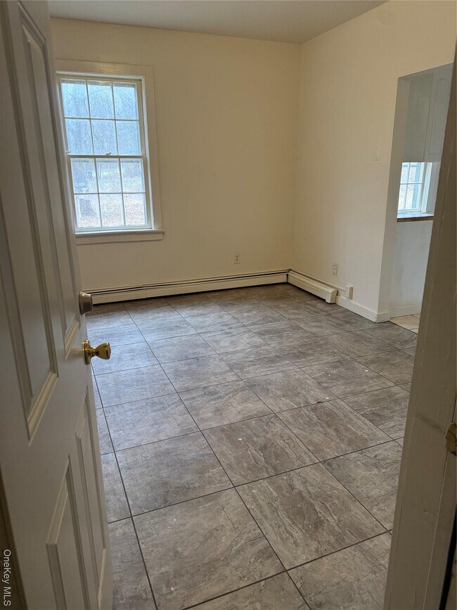 Building Photo - 2314-2330-2330 County Rd 83